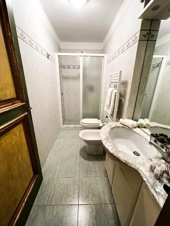 Apartment Il Portico Apt - Dolcevita Holiday Florence